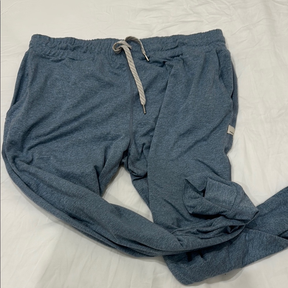 Vuori Women’s Performance Jogger - Size Medium, Light Blue